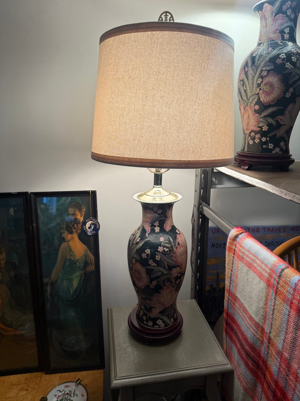 Ceramic Green Asian Motif Table Lamp