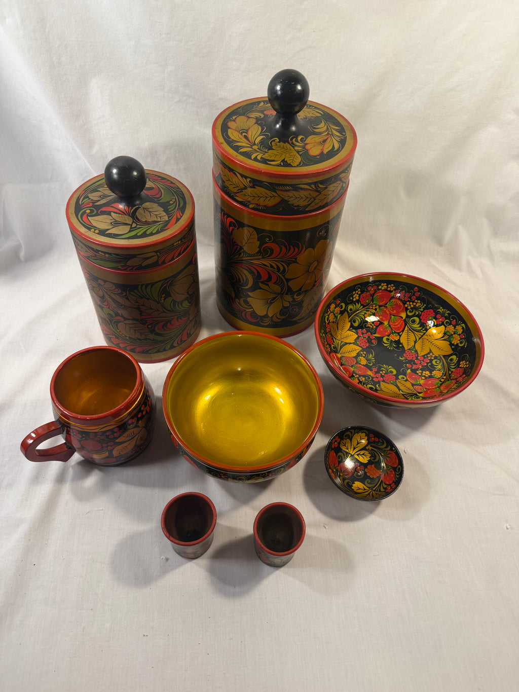 Vintage Russian Folk Art Bowl (Gold Interior)