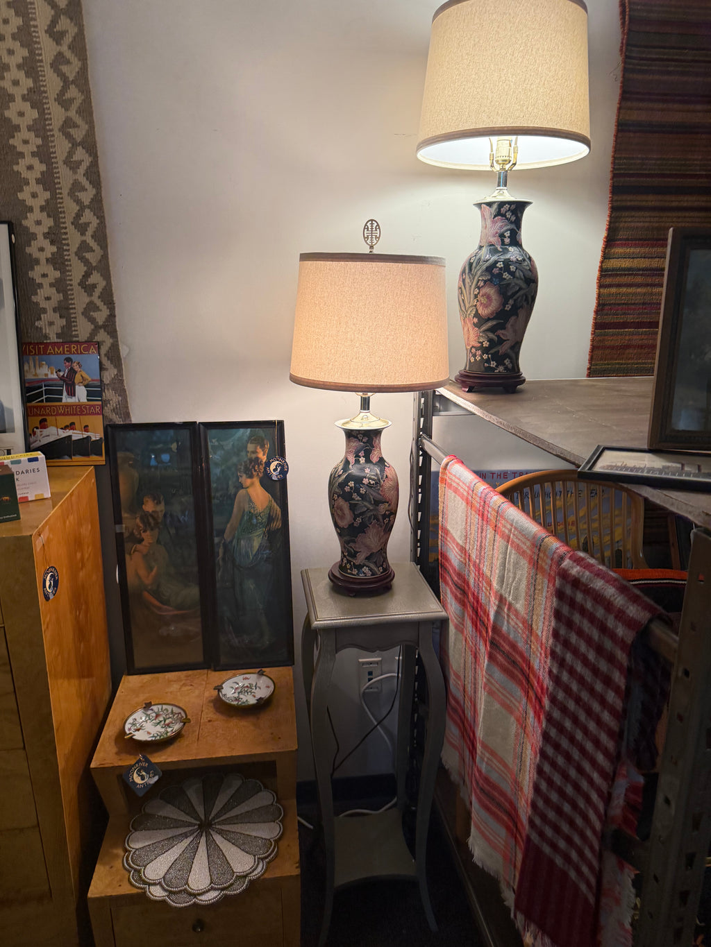Ceramic Green Asian Motif Table Lamp